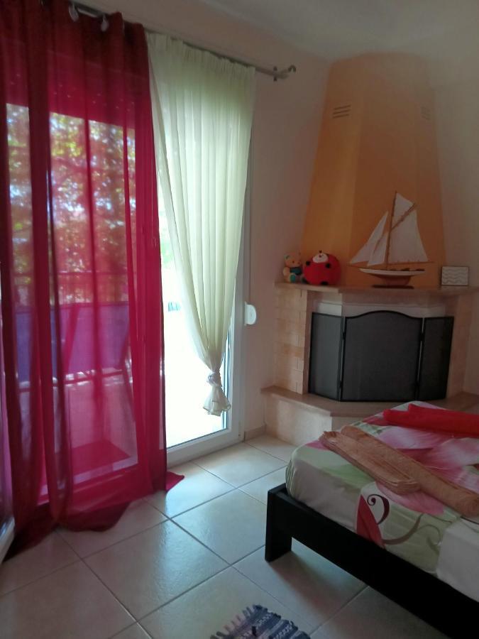 Oasis Apartment Nea Michaniona Eksteriør billede